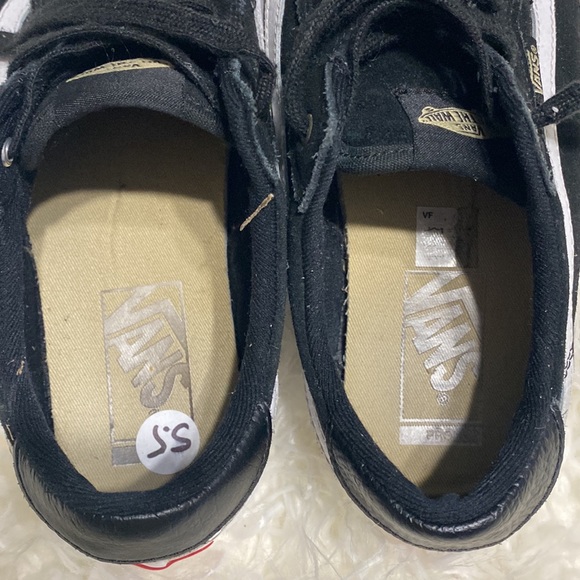 Vans Sneakers - Picture 7 of 8